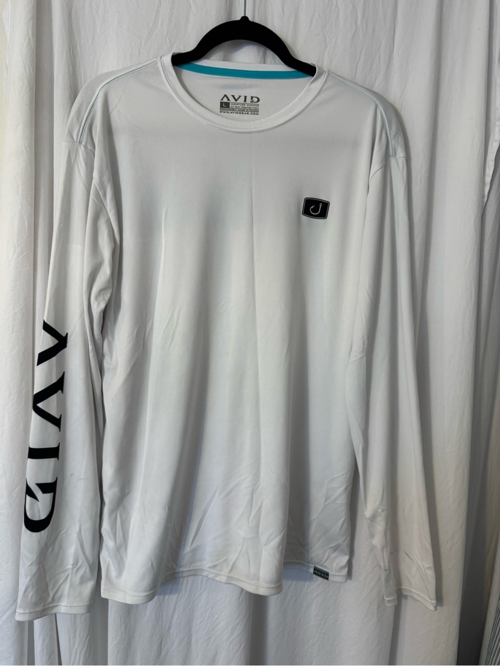 Avid Men’s Rash Guard, Sun 🌞Protection shirt, Size Large. 🎯🎯See photos 4-7#